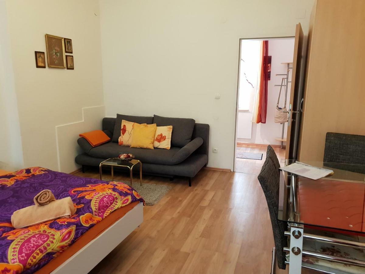 Ferienwohnungen Stella Wien Ngoại thất bức ảnh