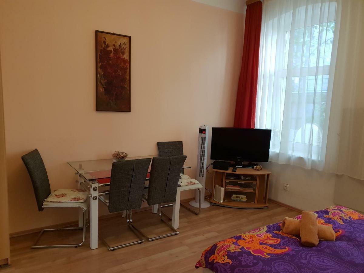 Ferienwohnungen Stella Wien Ngoại thất bức ảnh